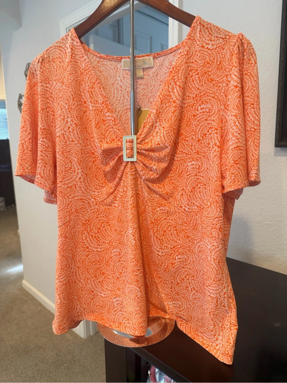 Michael Kors Top NWT L Orange Paisley V-Neck Silver Hardware Blouse